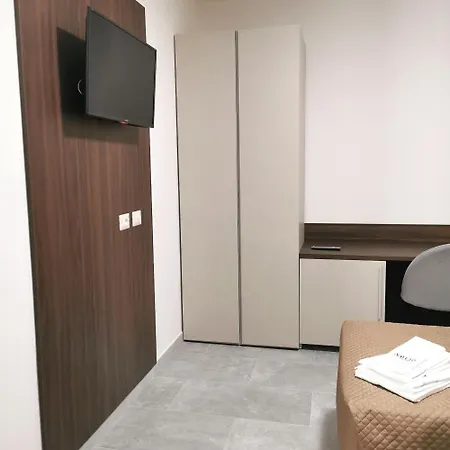 Savuto Affitta Guest house *